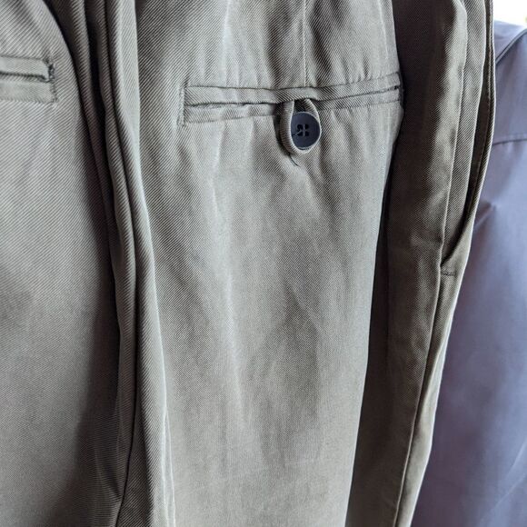 ZARA khaki pants cropped high rise pleated pants Medium - Picture 3 of 10